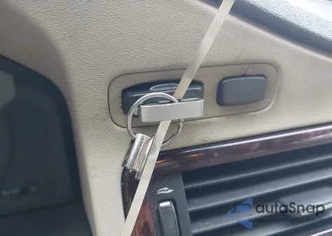 2008 Volvo V70 3.2 from USA, damaged, VIN YV1BW982X81015297